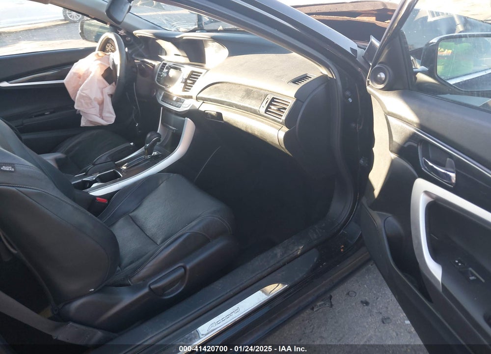 2015 HONDA ACCORD VIN: 1HGCT1B89FA004145