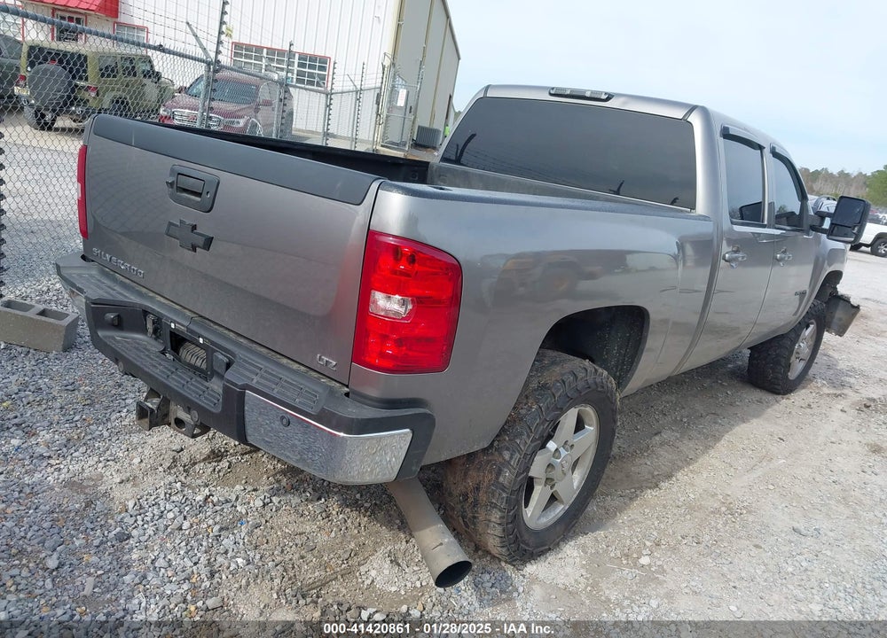 2012 CHEVROLET SILVERADO 2500HD LTZ VIN: 1GC1KYC83CF204937