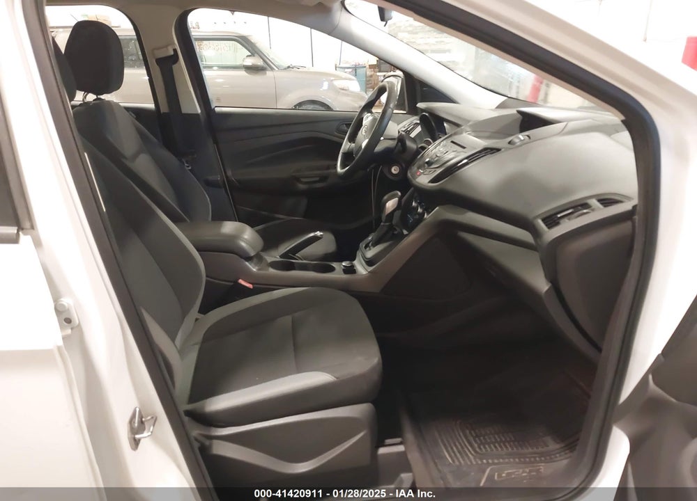 2013 FORD ESCAPE VIN: 1FMCU0F77DUA40317