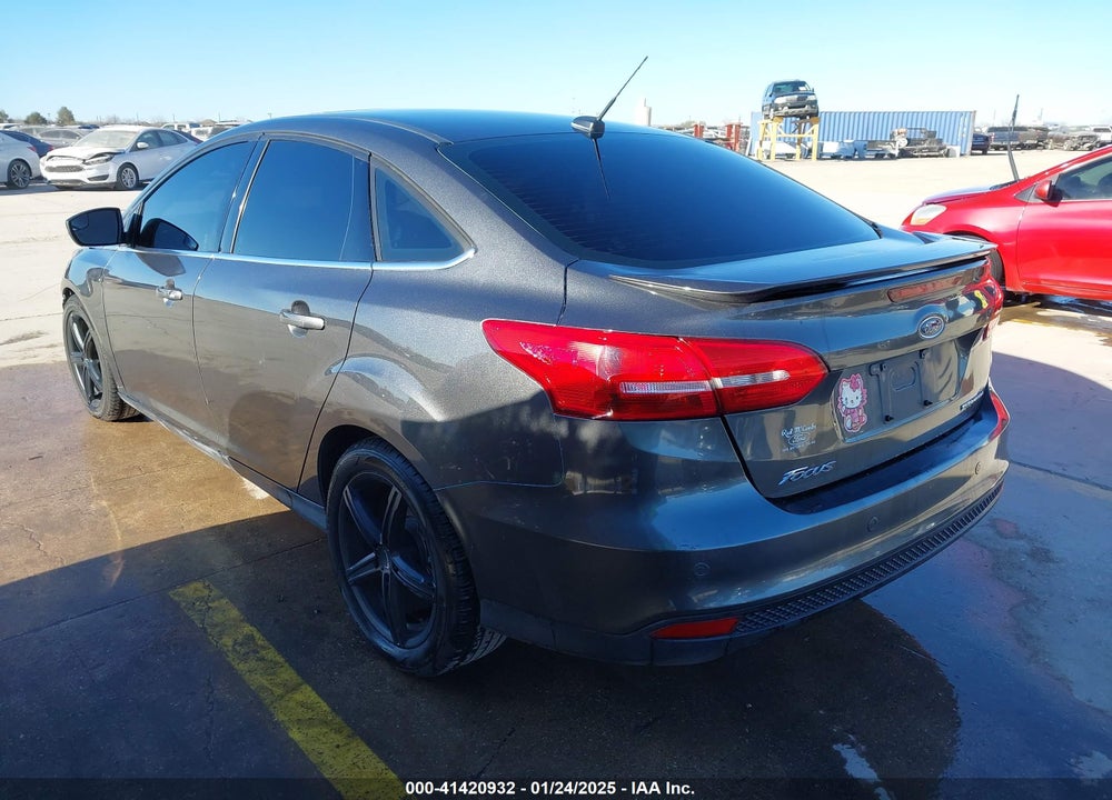 2018 FORD FOCUS TITANIUM VIN: 1FADP3J20JL314378