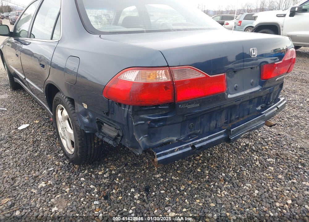 1999 HONDA ACCORD EX VIN: JHMCG6675XC025323