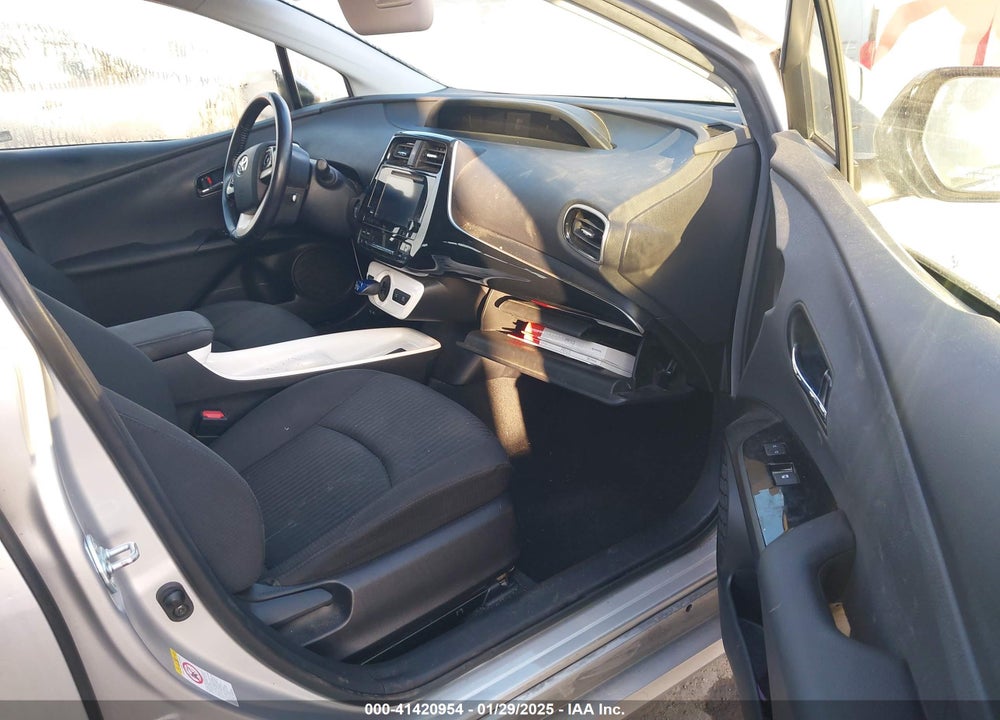 2016 TOYOTA PRIUS VIN: JTDKARFU9G3500641