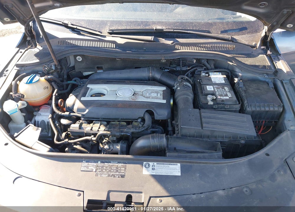 2010 VOLKSWAGEN CC VIN: WVWML7AN2AE508003