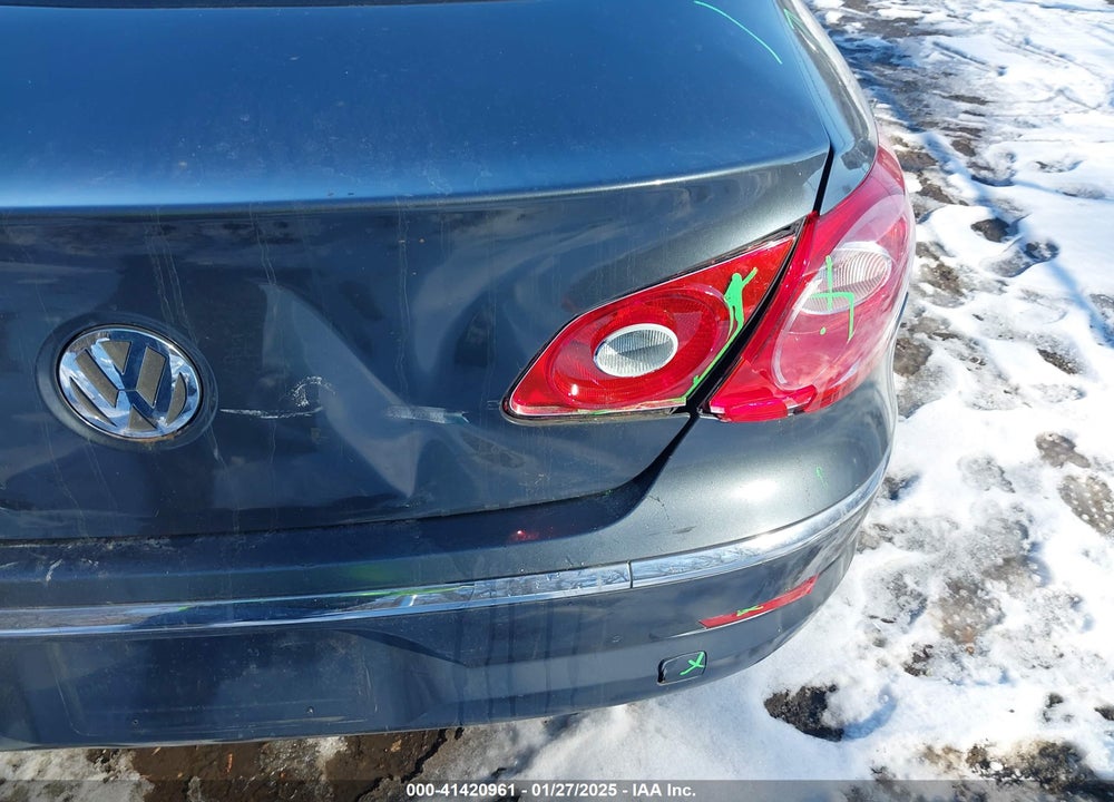 2010 VOLKSWAGEN CC VIN: WVWML7AN2AE508003