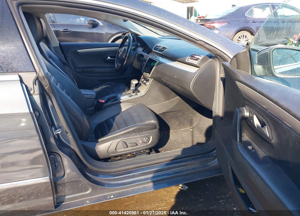 2010 VOLKSWAGEN CC VIN: WVWML7AN2AE508003