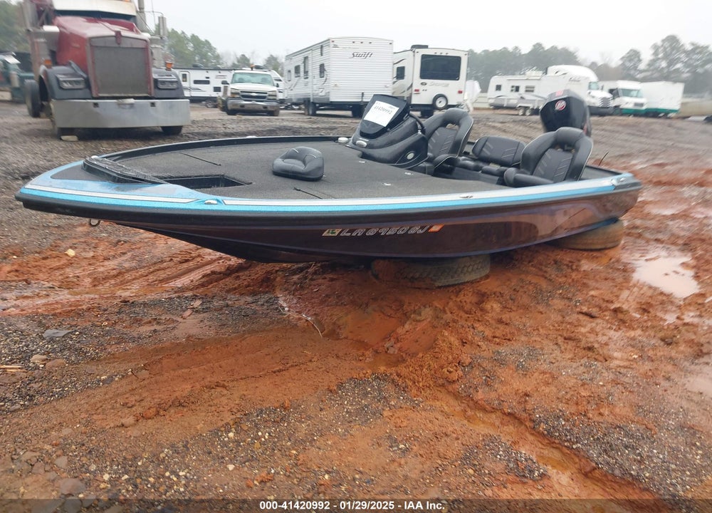 2019 NITRO TRACKER Z20PRO VIN: BUJ81594I819