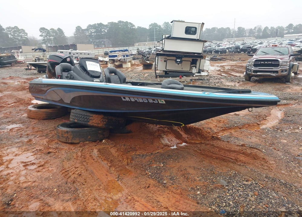2019 NITRO TRACKER Z20PRO VIN: BUJ81594I819