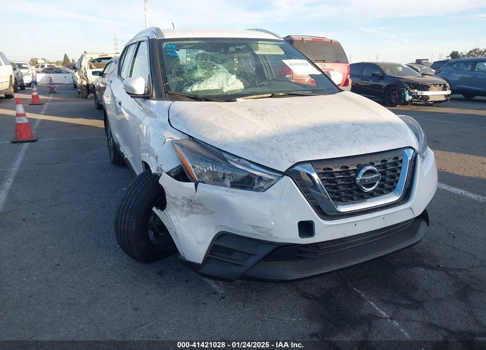 2019 NISSAN KICKS SV VIN: 3N1CP5CU7KL559218