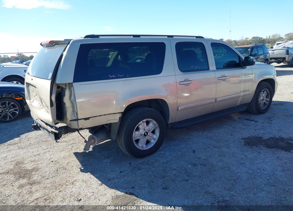 2007 CHEVROLET SUBURBAN 1500 LT VIN: 3GNFC16067G229701