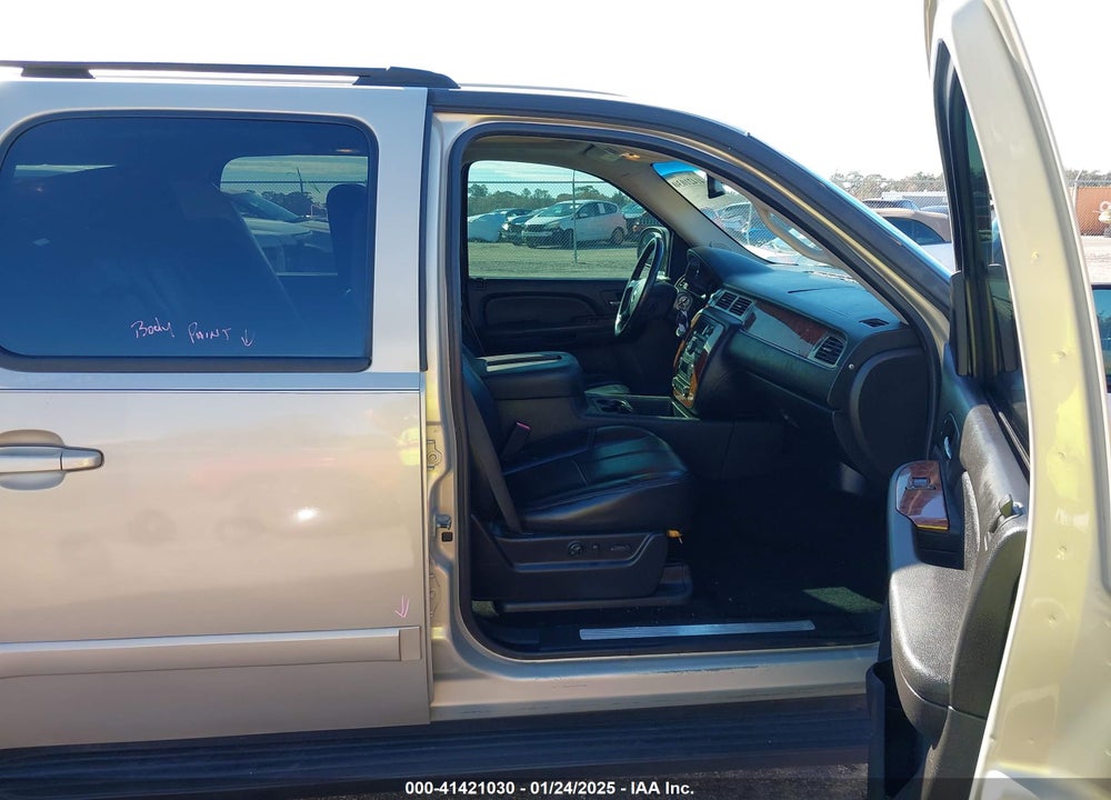 2007 CHEVROLET SUBURBAN 1500 LT VIN: 3GNFC16067G229701