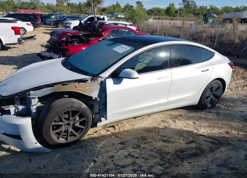 2021 TESLA MODEL 3 STANDARD RANGE PLUS REAR-WHEEL DRIVE VIN: 5YJ3E1EA7MF976211