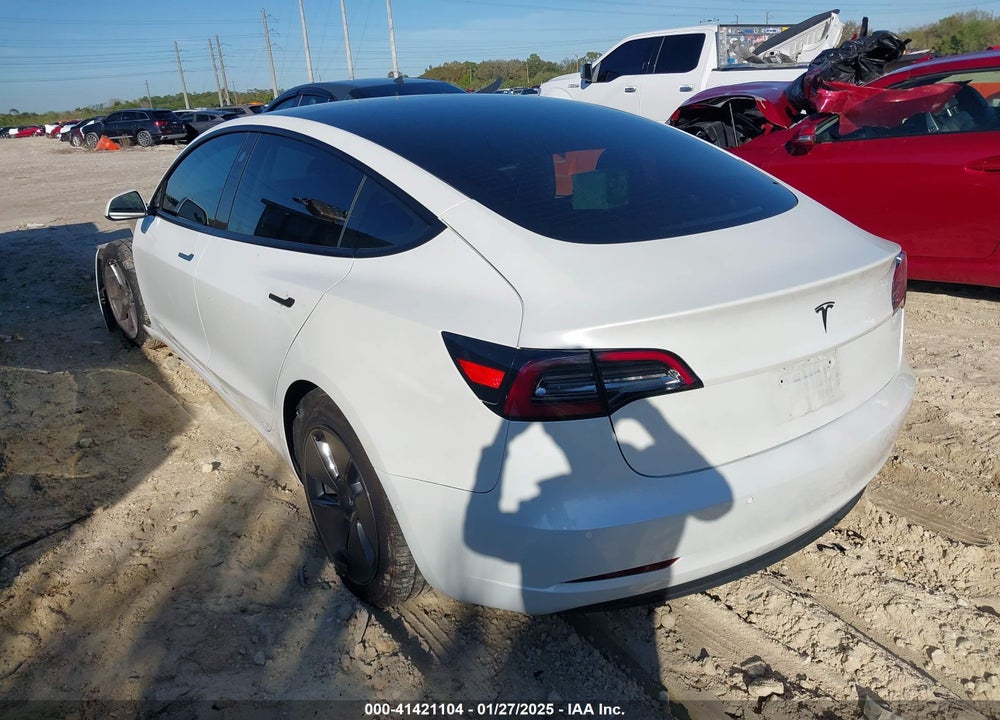 2021 TESLA MODEL 3 STANDARD RANGE PLUS REAR-WHEEL DRIVE VIN: 5YJ3E1EA7MF976211