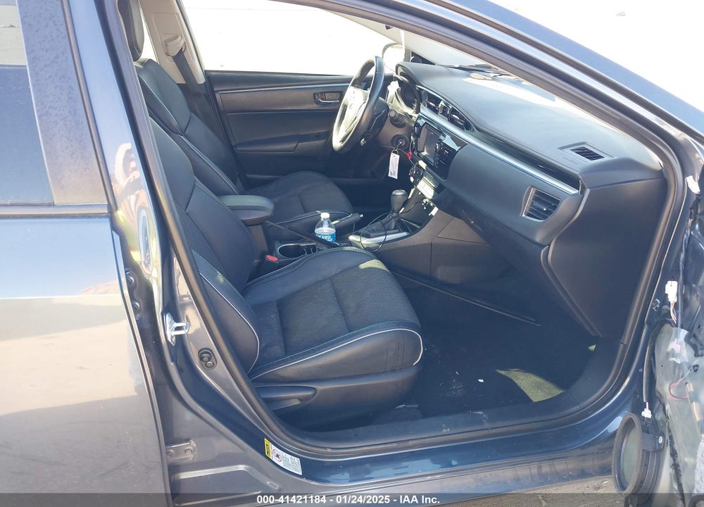 2016 TOYOTA COROLLA VIN: 5YFBURHE2GP432106