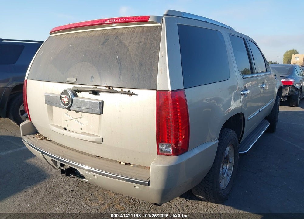 2008 CADILLAC ESCALADE STANDARD VIN: 1GYEC63848R186256