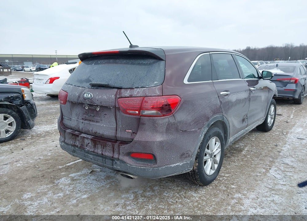 2019 KIA SORENTO VIN: 5XYPG4A35KG542363