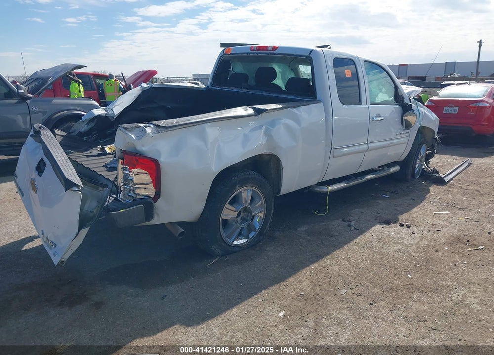 2012 CHEVROLET SILVERADO 1500 LT VIN: 1GCRCSE06CZ138953