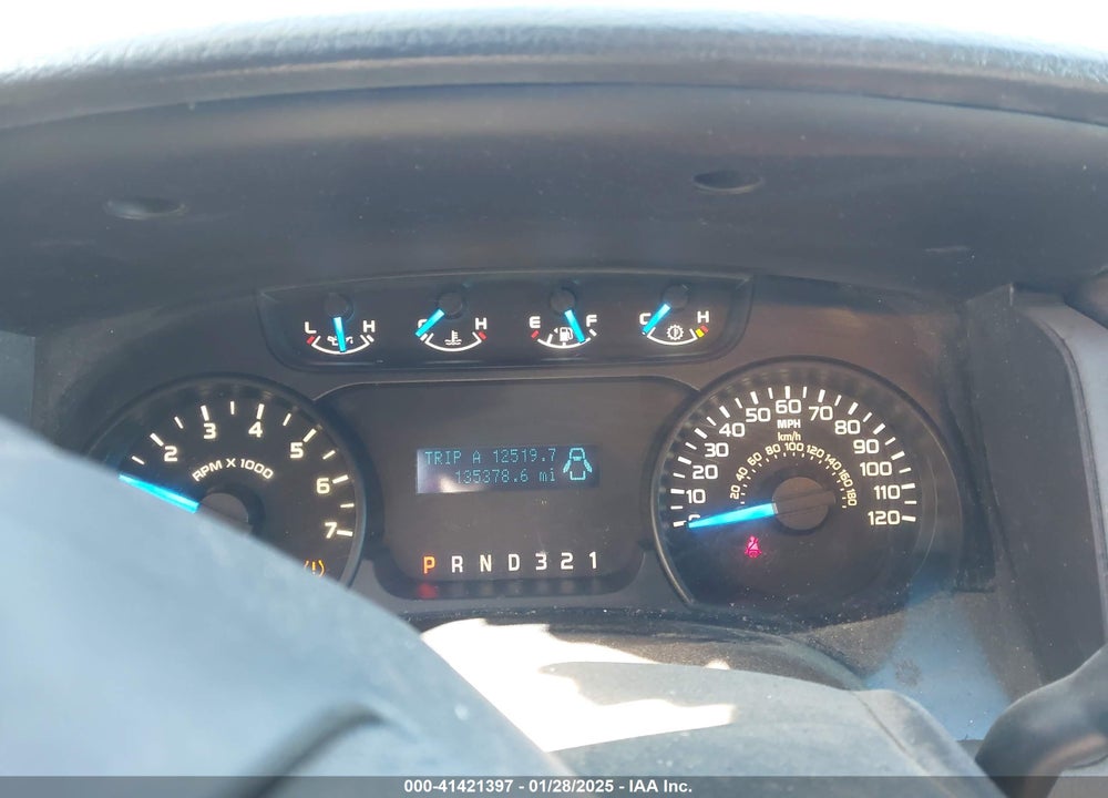 2013 FORD F-150 VIN: 1FTNF1CF0DKF81570