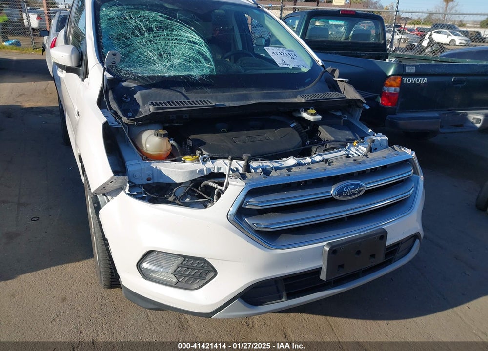 2017 FORD ESCAPE TITANIUM VIN: 1FMCU0J92HUE74630