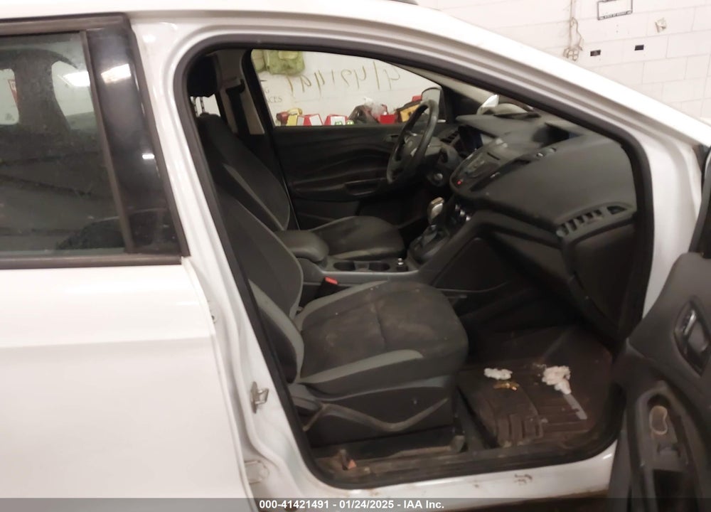 2015 FORD ESCAPE S VIN: 1FMCU0F7XFUC79573