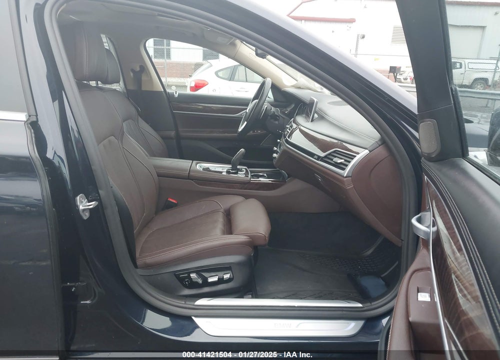 2019 BMW 740I VIN: WBA7E4C52KGV70359