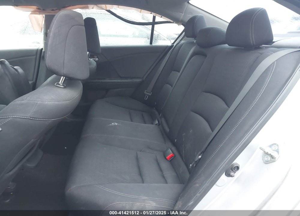 2015 HONDA ACCORD VIN: 1HGCR2F59FA095938