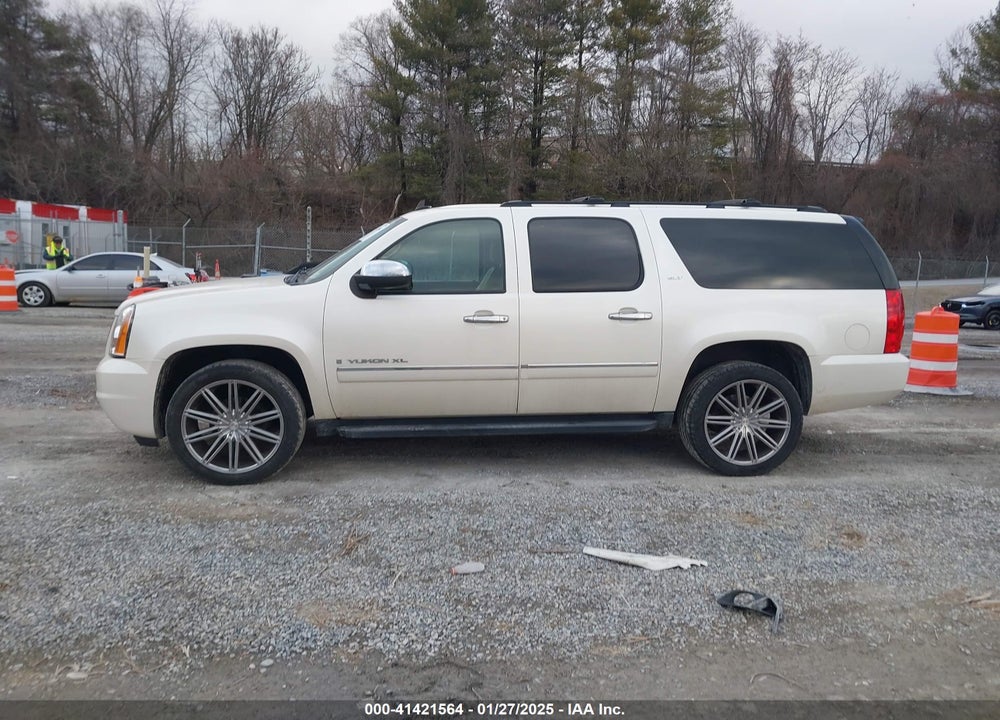 2009 GMC YUKON XL 1500 SLT2 VIN: 1GKFK36369R192867