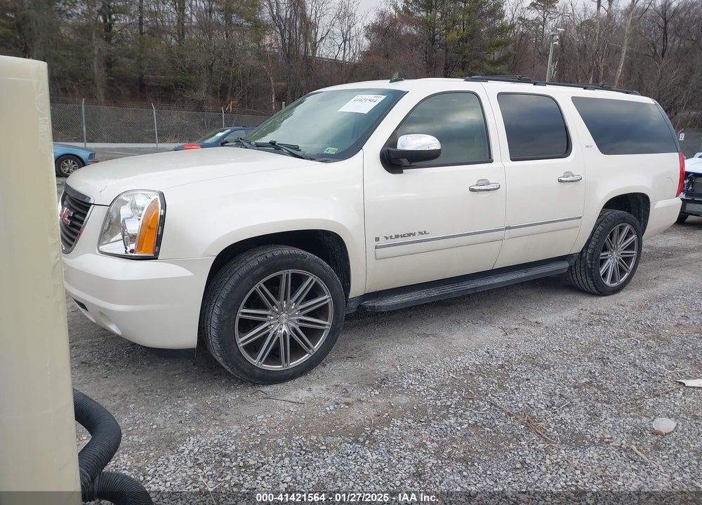 2009 GMC YUKON XL 1500 SLT2 VIN: 1GKFK36369R192867