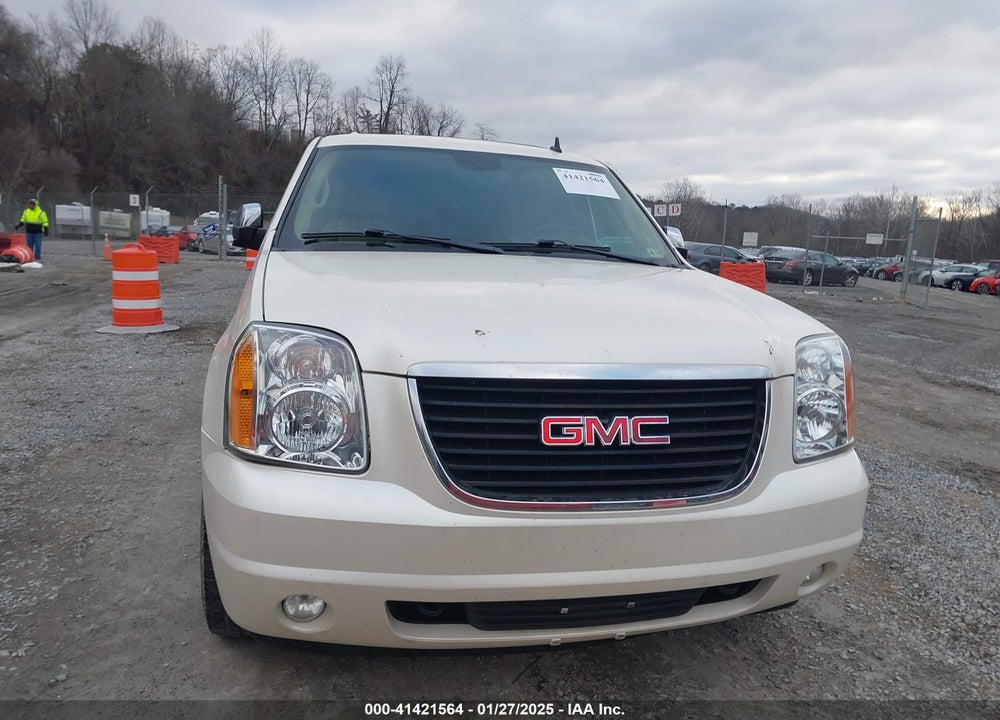 2009 GMC YUKON XL 1500 SLT2 VIN: 1GKFK36369R192867