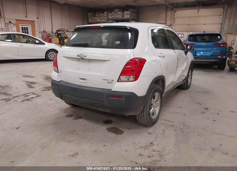 2016 CHEVROLET TRAX VIN: 3GNCJNSB2GL279607