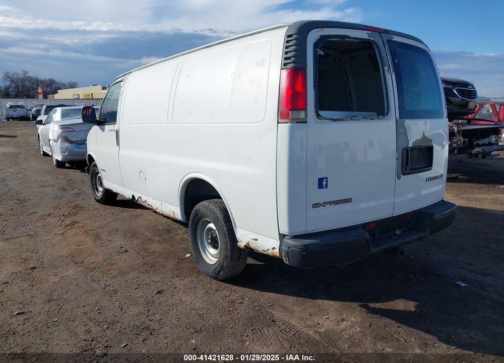 2002 CHEVROLET EXPRESS VIN: 1GCEG15W621214878