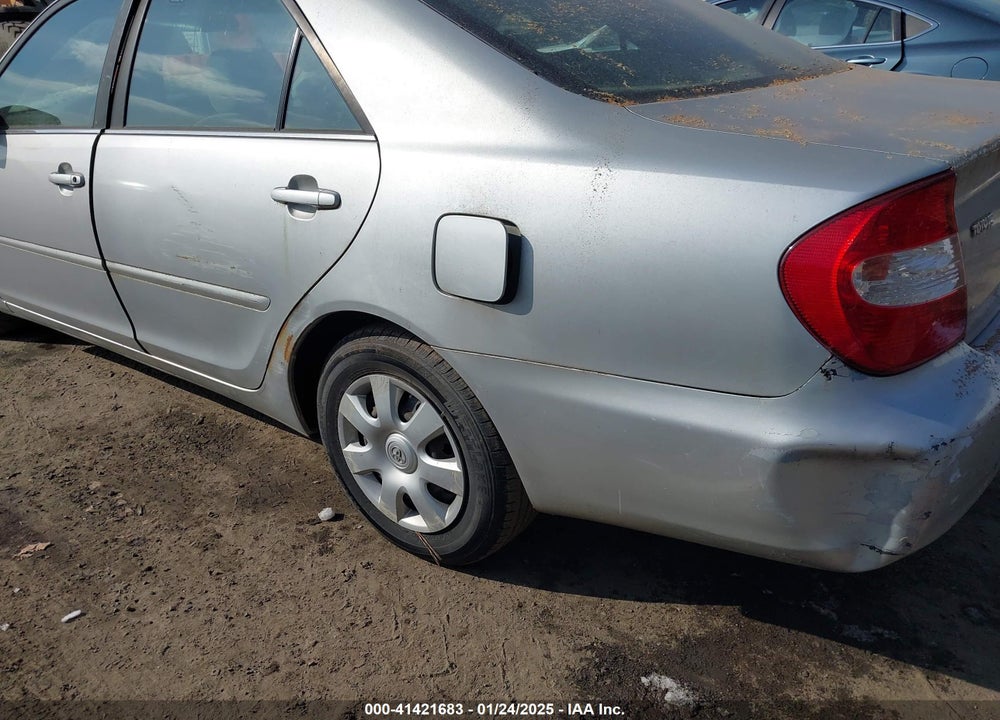 2002 TOYOTA CAMRY LE VIN: 4T1BE32K32U115211