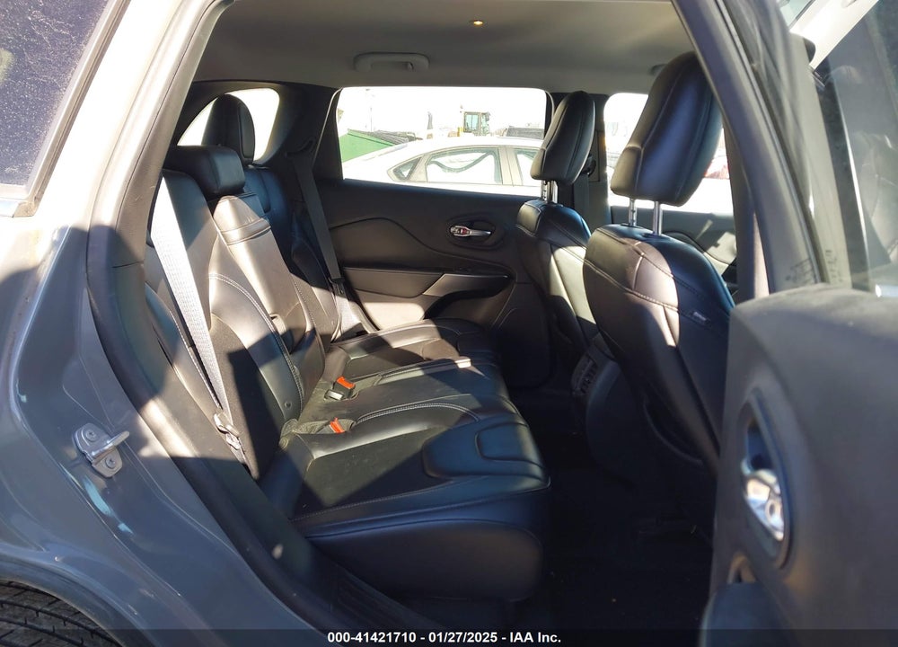 2019 JEEP CHEROKEE VIN: 1C4PJMLB7KD378649