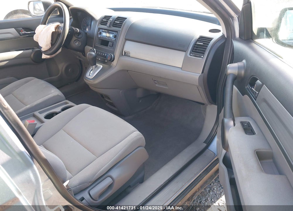 2010 HONDA CR-V LX VIN: 5J6RE4H38AL096176
