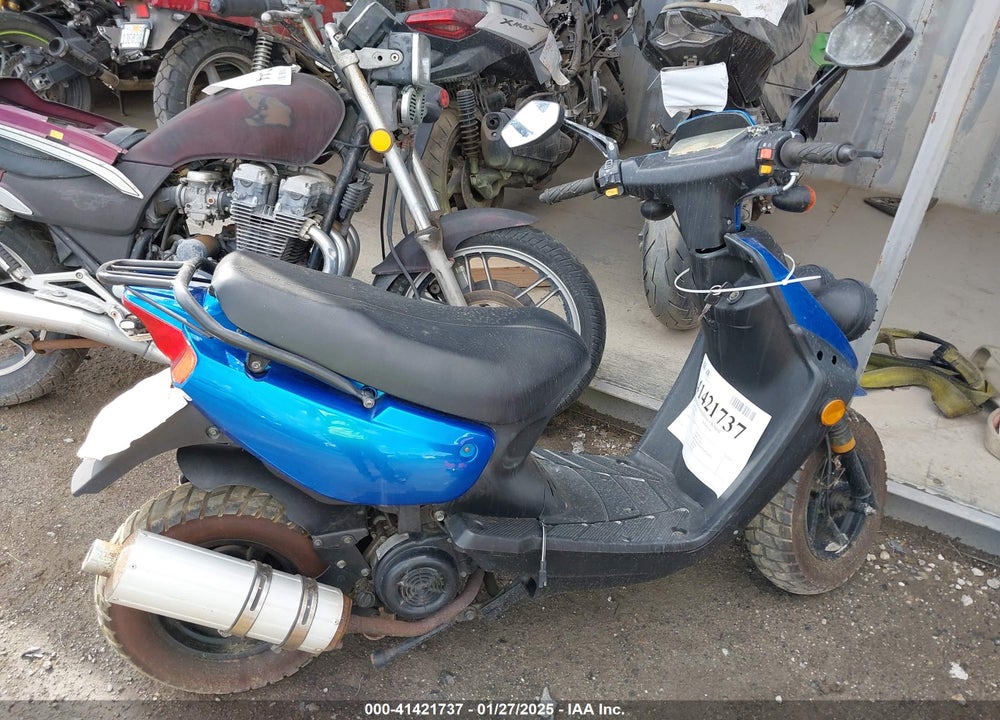 2013 TAOTAO SCOOTER VIN: L9NTELKGXE1000102