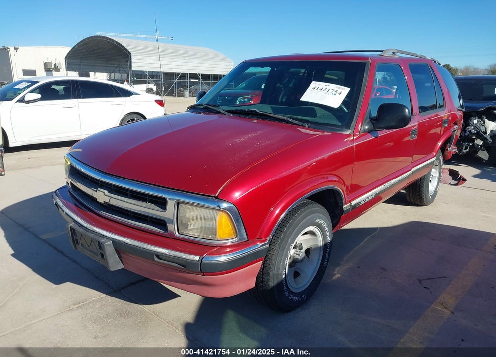 1996 CHEVROLET BLAZER VIN: 1GNCS13W7T2219261
