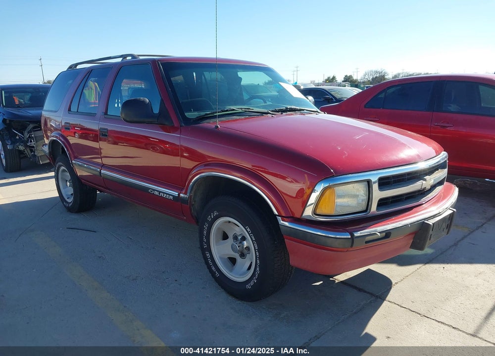 1996 CHEVROLET BLAZER VIN: 1GNCS13W7T2219261