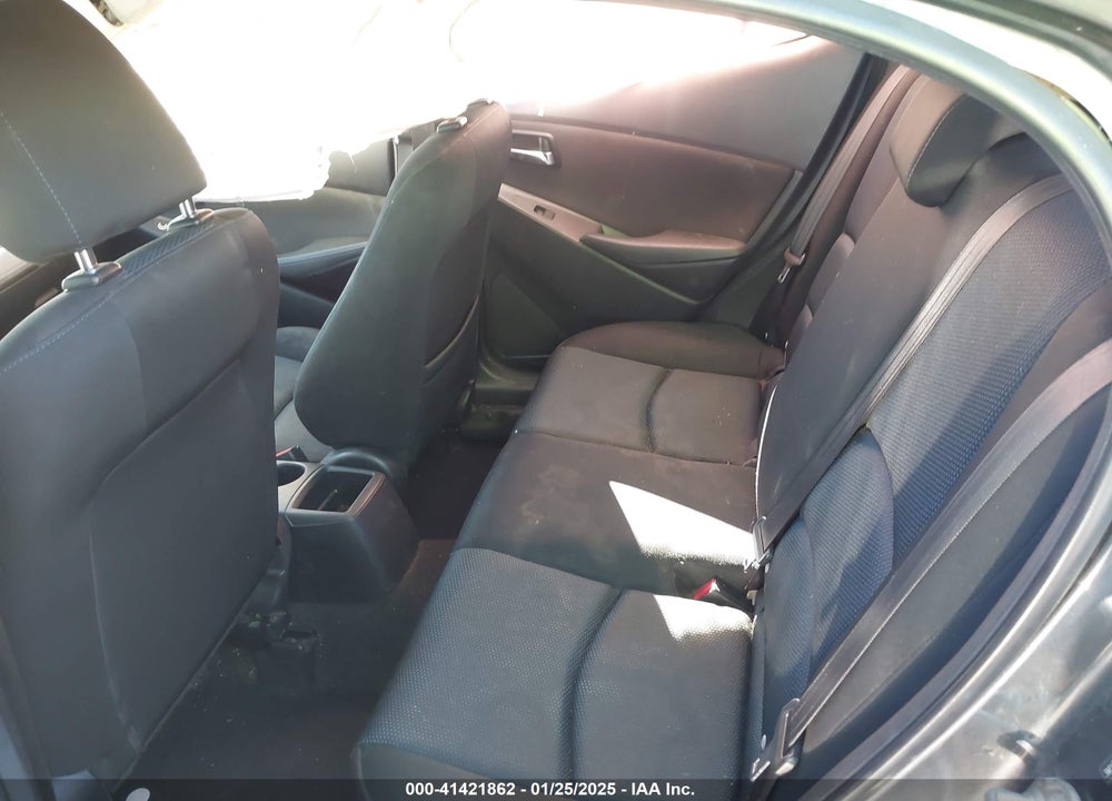 2016 SCION IA VIN: 3MYDLBZV5GY103306
