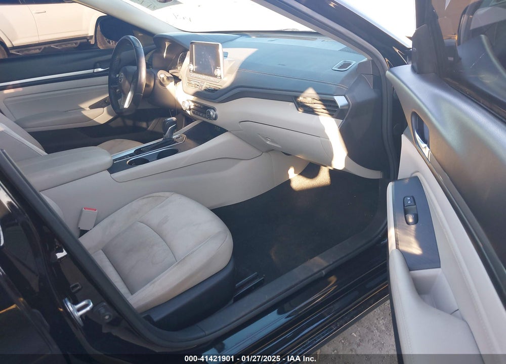 2019 NISSAN ALTIMA VIN: 1N4BL4DV1KC102556
