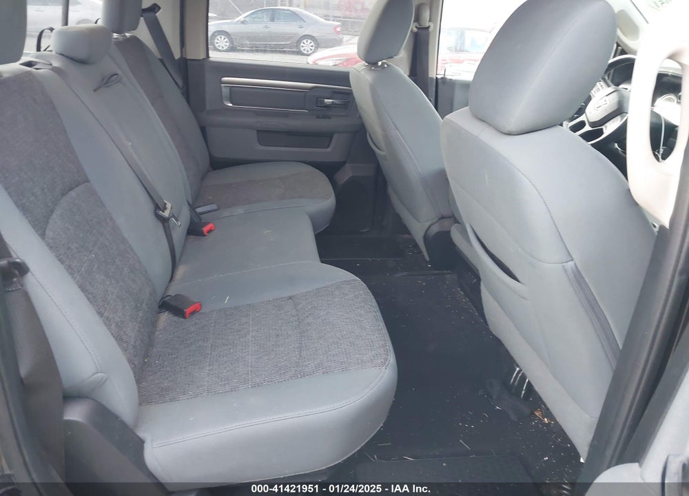 2017 RAM 1500 VIN: 1C6RR7LG4HS763676