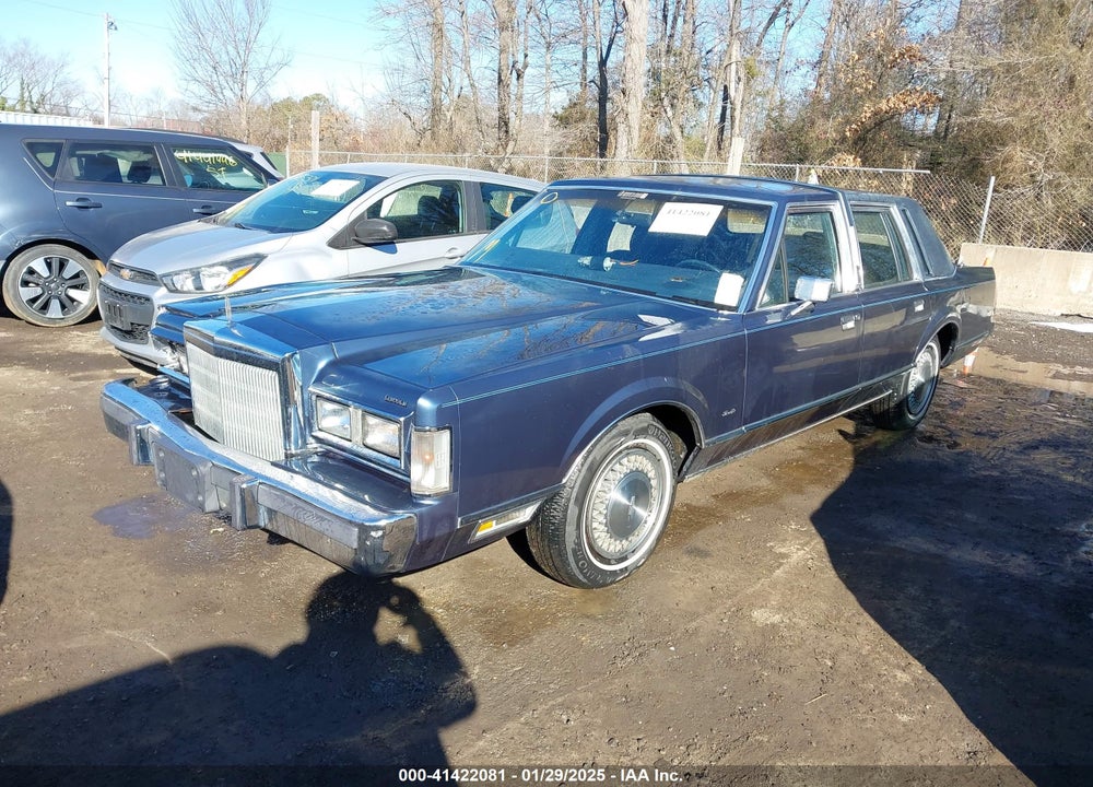 1988 LINCOLN TOWN CAR VIN: 1LNBM81F7JY628554