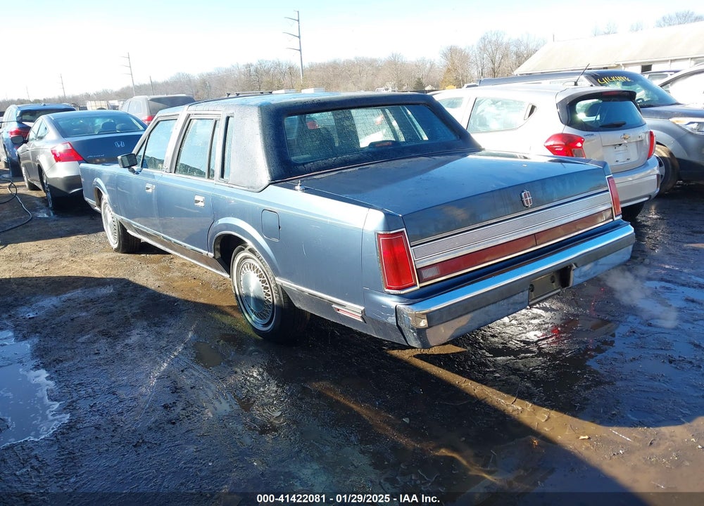 1988 LINCOLN TOWN CAR VIN: 1LNBM81F7JY628554