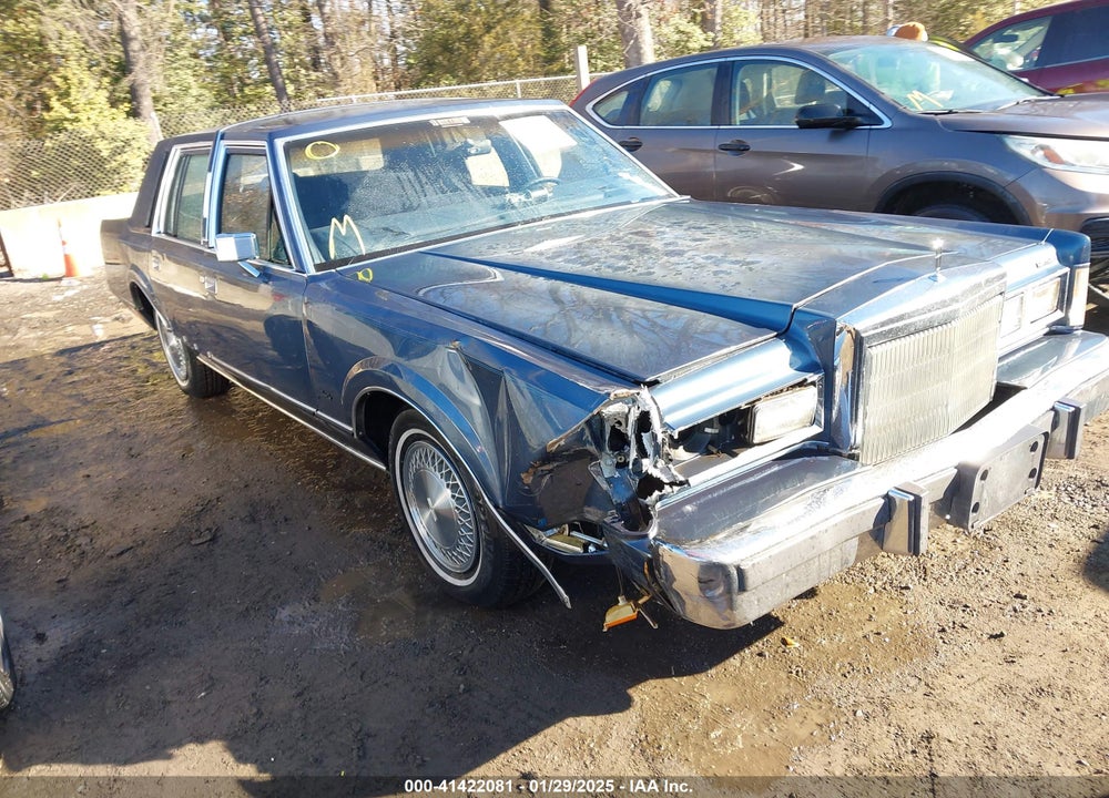 1988 LINCOLN TOWN CAR VIN: 1LNBM81F7JY628554