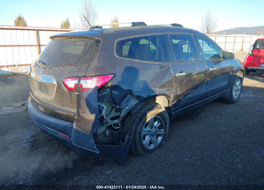 2014 CHEVROLET TRAVERSE LS VIN: 1GNKRFED2EJ239734