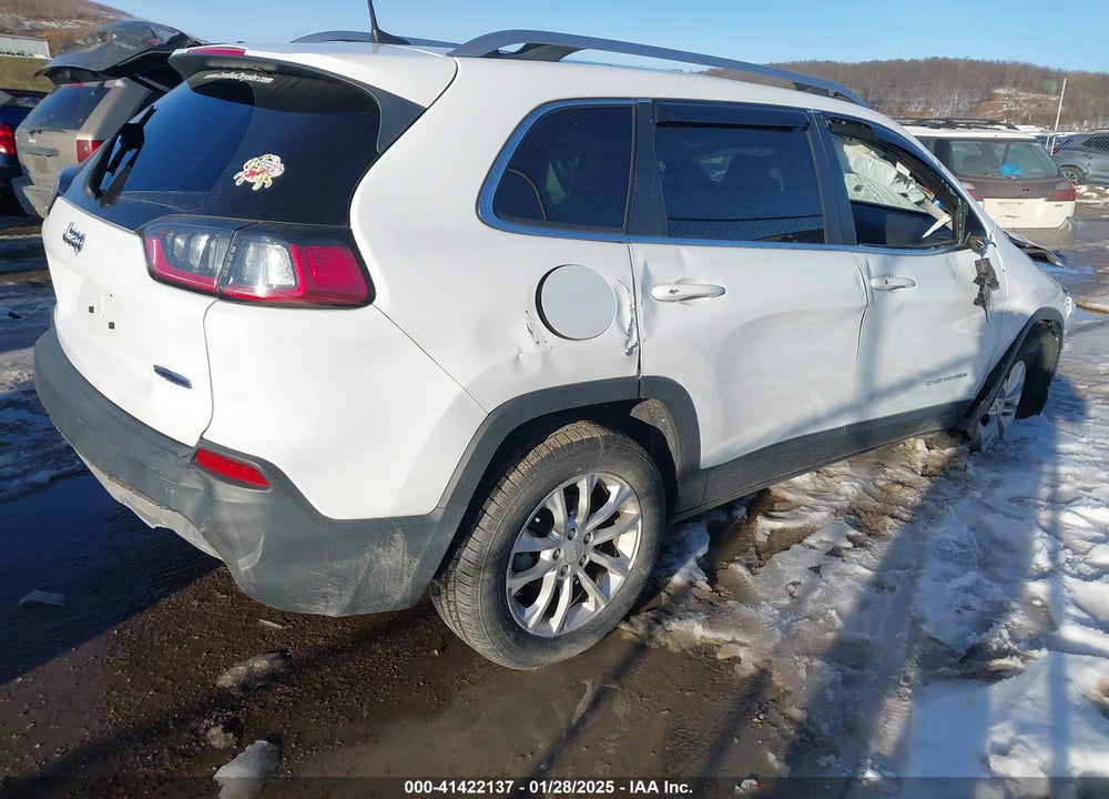 2019 JEEP CHEROKEE LATITUDE FWD VIN: 1C4PJLCB3KD290577