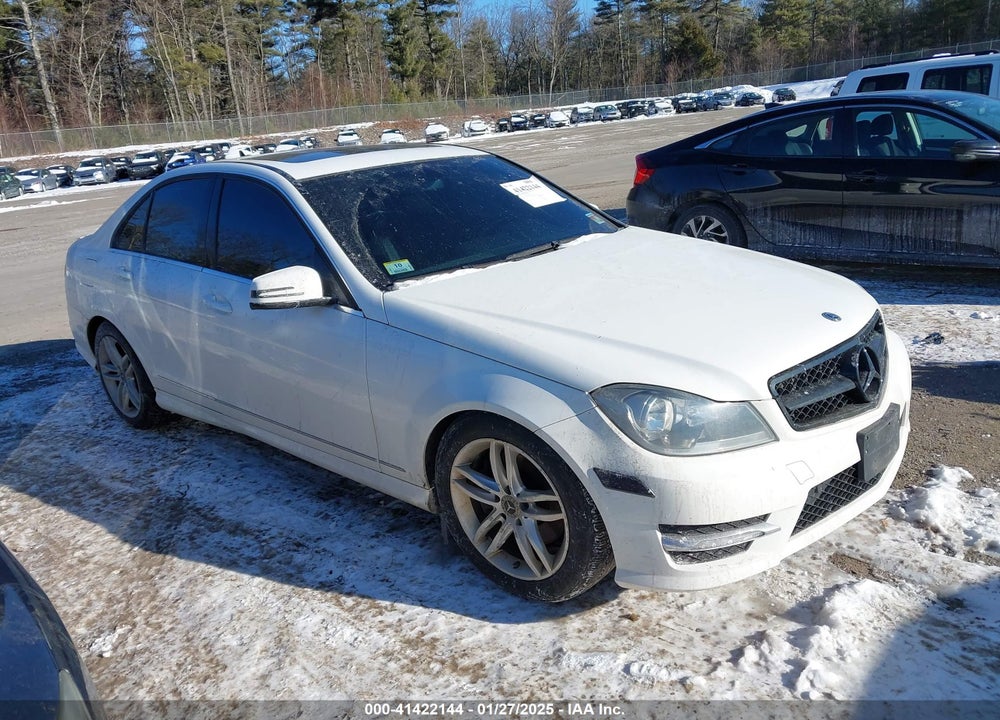 2013 MERCEDES-BENZ C 300 LUXURY 4MATIC/SPORT 4MATIC VIN: WDDGF8AB4DR264907