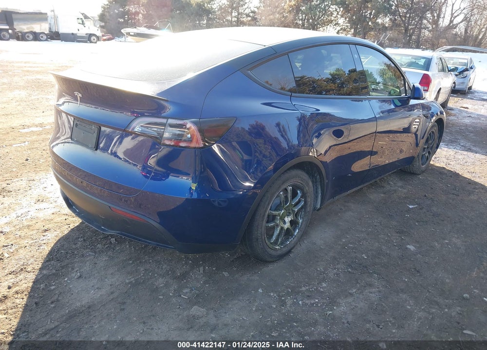 2020 TESLA MODEL Y LONG RANGE DUAL MOTOR ALL-WHEEL DRIVE VIN: 5YJYGDEE4LF023751