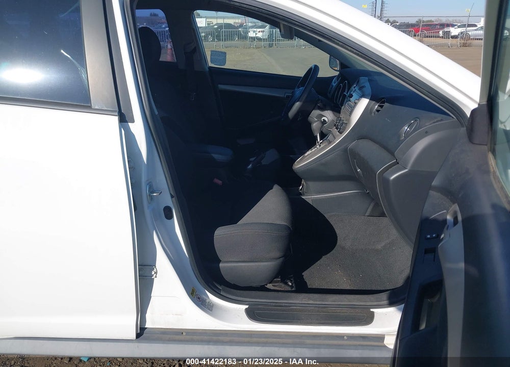 2010 PONTIAC VIBE VIN: 5Y2SP6E05AZ412346