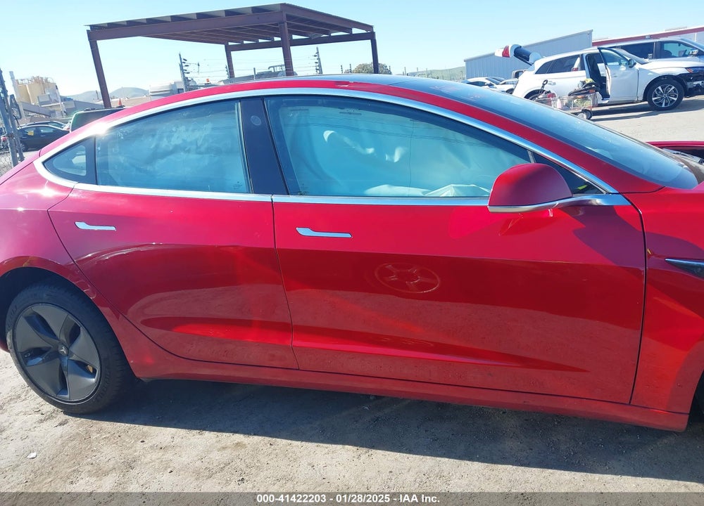 2018 TESLA MODEL 3 VIN: 5YJ3E1EA4JF022284