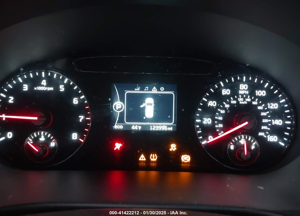 2016 KIA SORENTO 2.4L LX VIN: 5XYPGDA36GG182365