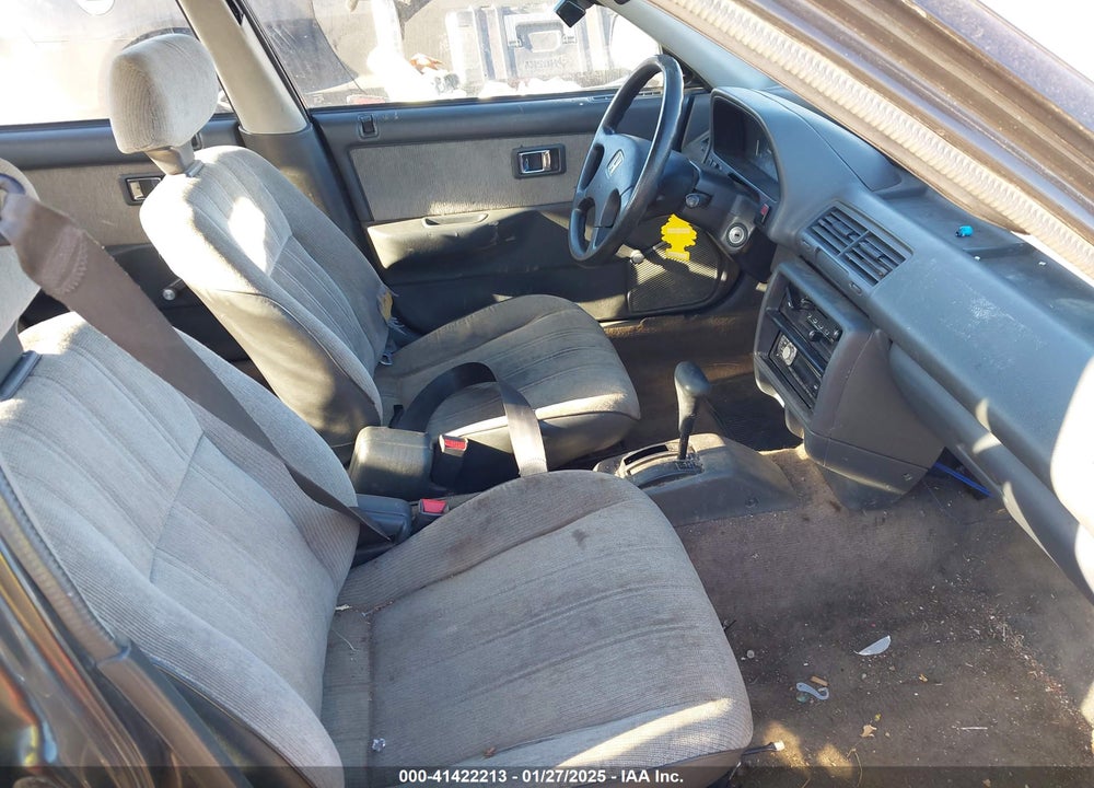 1991 HONDA CIVIC DX VIN: 1HGED364XML073131